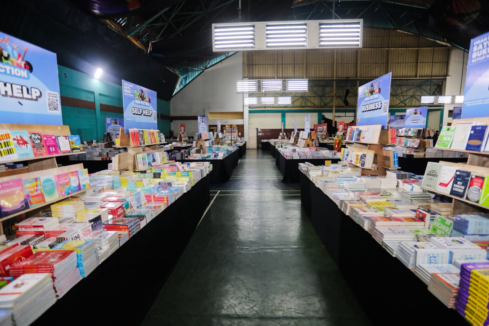 Big Bad Wolf Bandung 2026 Resmi Dibuka, Farhan Kenalkan Wisata Literasi dan Kuliner Perdana di Kota Bandung Big Bad Wolf Bandung 2026 Resmi Dibuka, Farhan Kenalkan Wisata Literasi dan Kuliner Perdana di Kota Bandung