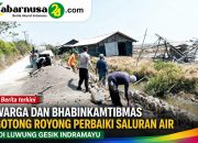 Warga dan Bhabinkamtibmas Gotong Royong Perbaiki Saluran Air di Luwung Gesik Indramayu