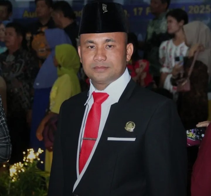 Bukan Bungkam, Famoni Gulo Tegaskan Bapemperda Tak Boleh Mandek: “Tapteng Naik Kelas” Jangan Cuma Jadi Slogan