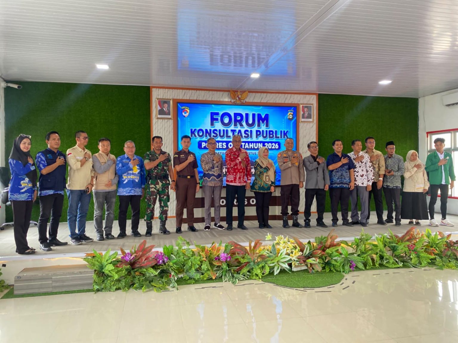Polda Sumsel Perkuat Benteng Pencegahan Karhutla dari Desa, Polres OKI Rangkul Kades dan Masyarakat