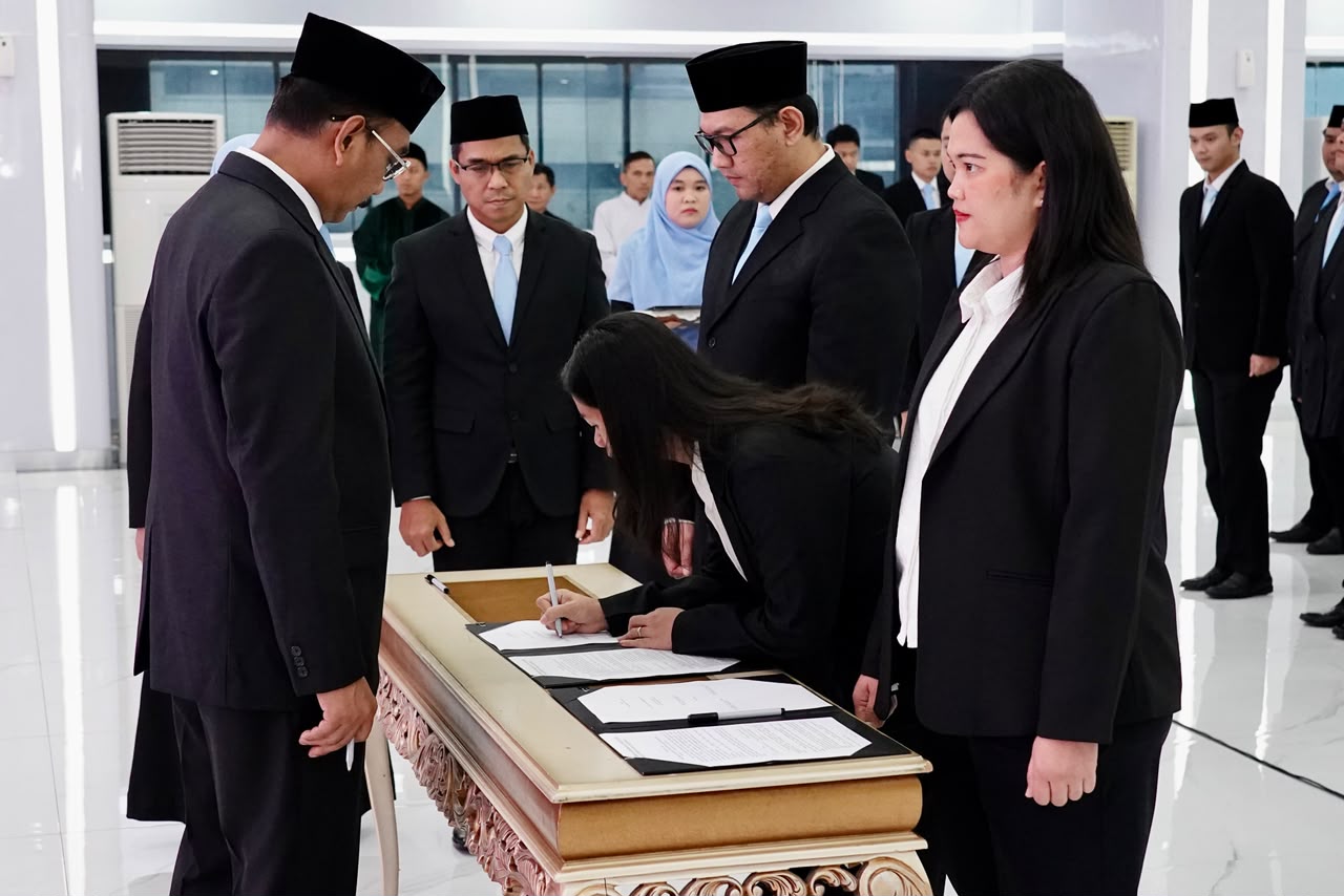 1.361 Pejabat ATR/BPN Resmi Dilantik, Sekjen Dalu Agung : Amanah Baru untuk Jadi Motor Penggerak Perubahan 1.361 Pejabat ATR/BPN Resmi Dilantik, Sekjen Dalu Agung : Amanah Baru untuk Jadi Motor Penggerak Perubahan
