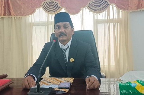 Ketua DPRD Tapteng Tantang Buka-bukaan Anggaran: “Kalau Tidak Ada yang Dicuri, Kenapa Harus Takut?”