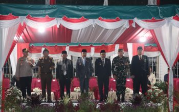 Forkopimda Karo Terima Pawai Obor Taptu Sambut HUT ke-81 RI
