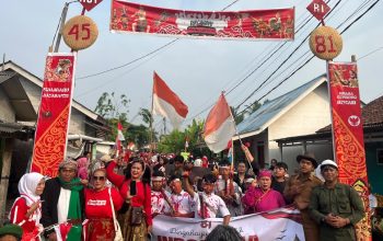 Semarak Kemerdekaan, Pemuda Kampung Kalibaru Jayasakti Gelar Atraksi Teatrikal Perjuangan