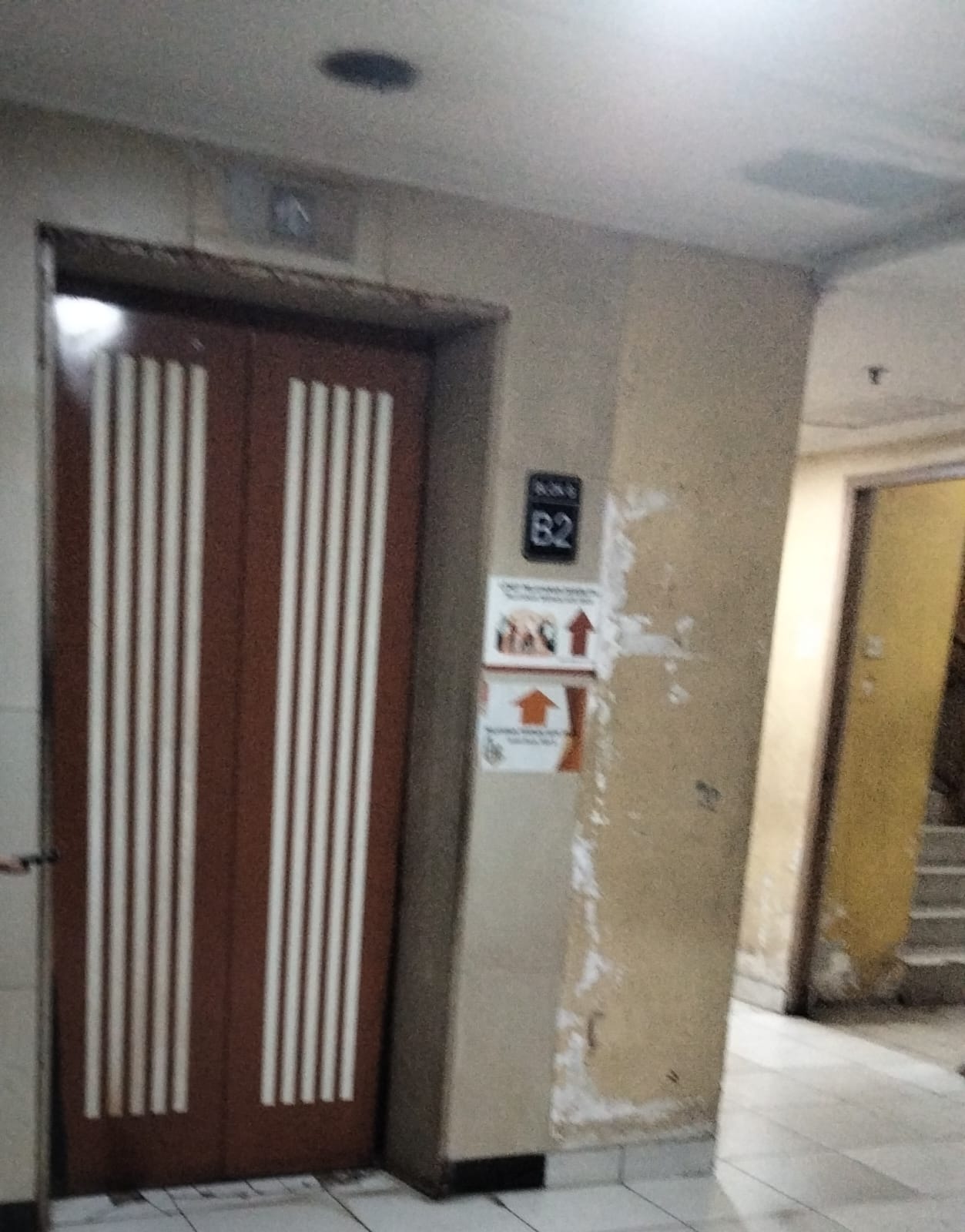 Megahnya Gedung Kantor Walikota Adminitrasi Jakarta Selatan, Ternyata Kumuh dan Rusak di Dalam Ruangan Basement B2 Megahnya Gedung Kantor Walikota Adminitrasi Jakarta Selatan, Ternyata Kumuh dan Rusak di Dalam Ruangan Basement B2