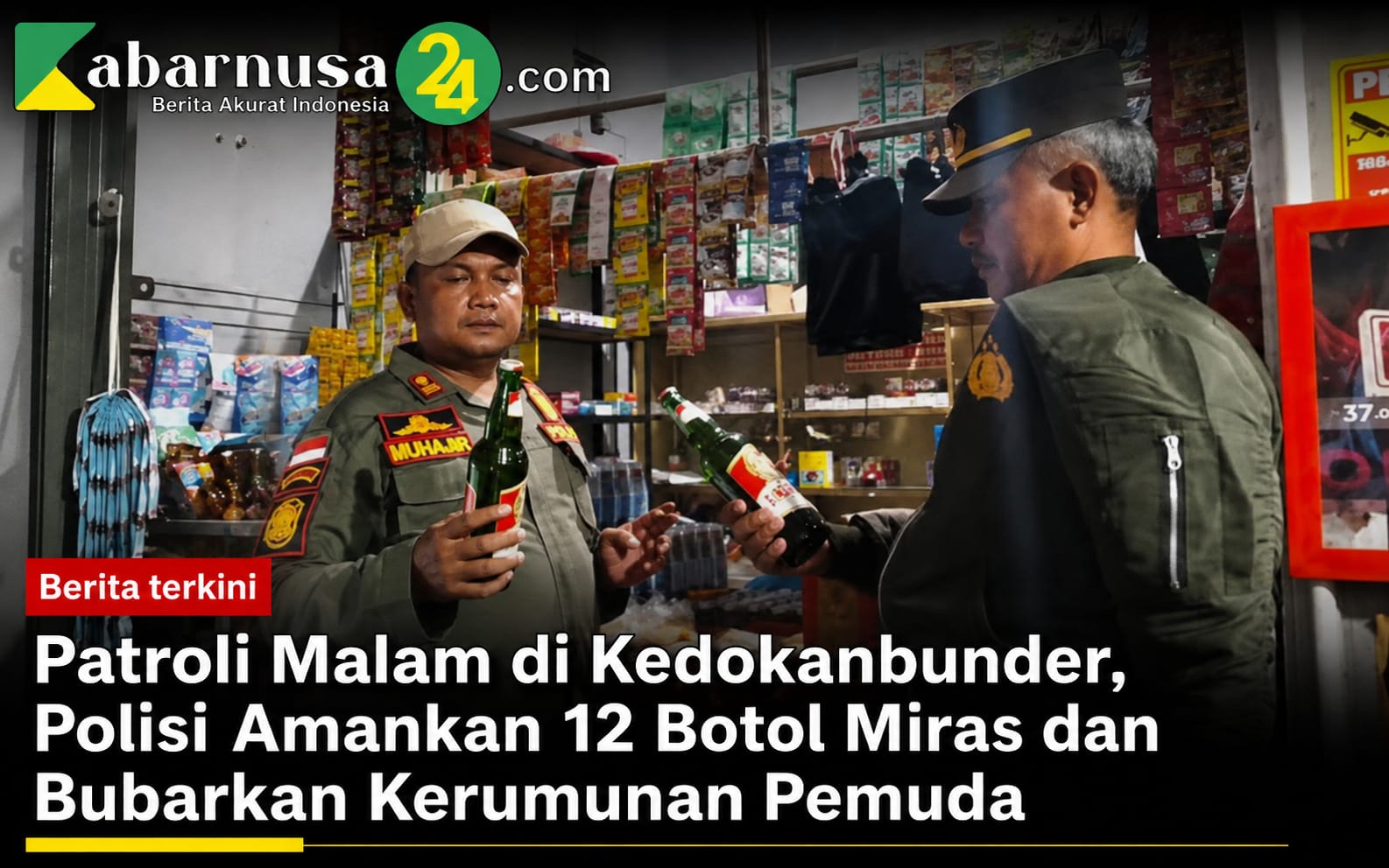 Patroli Malam di Kedokanbunder, Polisi Amankan 12 Botol Miras dan Bubarkan Kerumunan Pemuda
