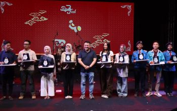 HIPMI Kota Cimahi Serahkan Award Business Competition 2026 di Lapangan Brigif HIPMI Kota Cimahi Serahkan Award Business Competition 2026 di Lapangan Brigif