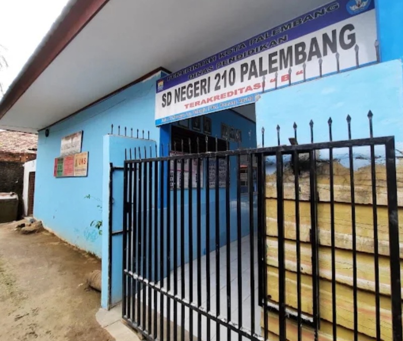 Wali Murid Keluhkan Satu Setel Seragam SD Negeri 210 Palembang Seharga Rp.660.000,-