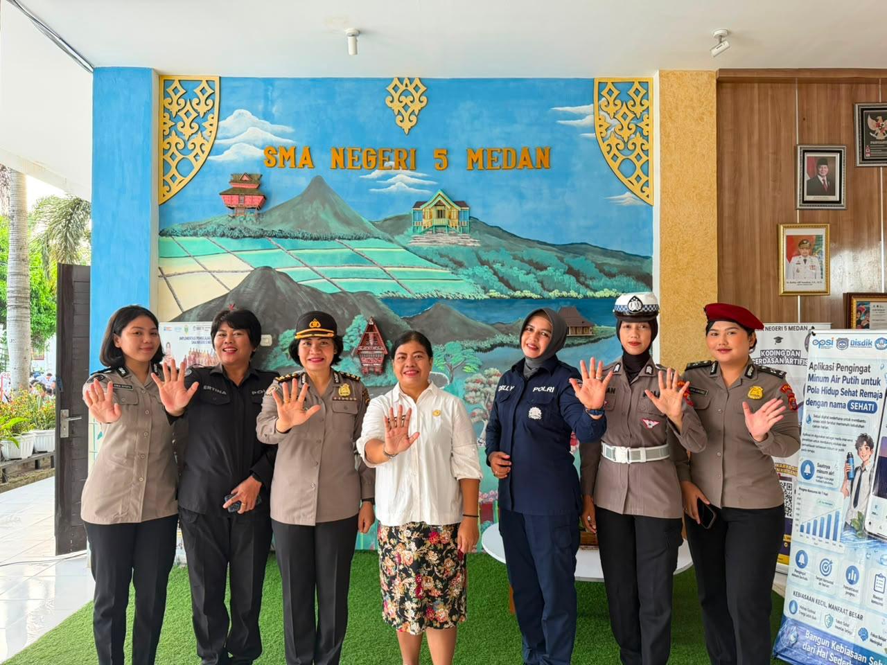 Polwan Goes to School, Polda Sumut Edukasi Pelajar Lindungi Diri di Ruang Digital