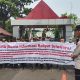 Unjuk Rasa di Kantor Gubernur Sumsel SIRA Menuntut Segera Tutup PT.Samora Usaha Jaya OKI