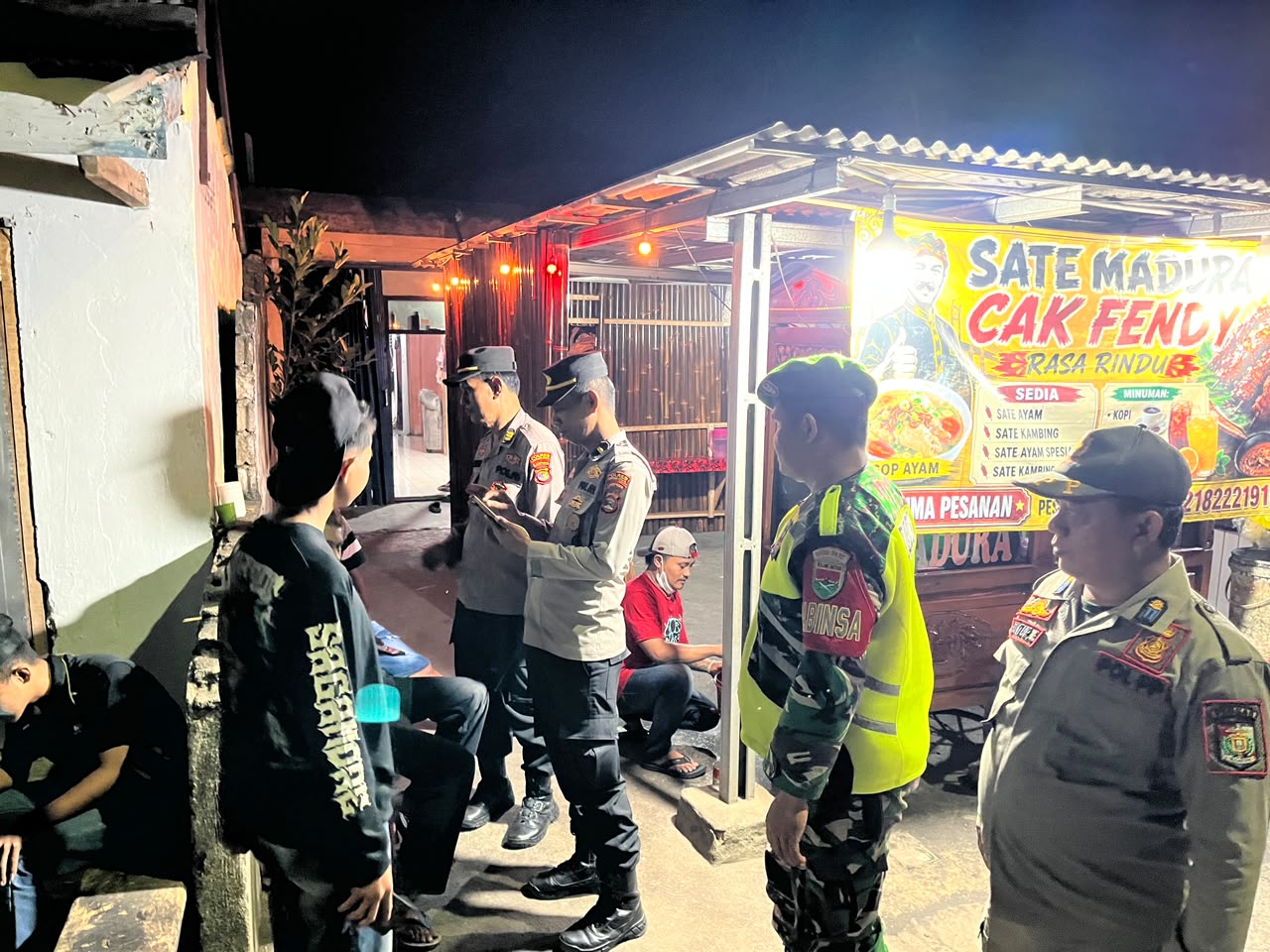 * Polres Lampung utara Bersama TNI dan Satpol PP Gelar Patroli Skala Besar Cegah Gangguan Kamtibmas *