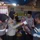 Kapolres Lampung Utara Salurkan Infaq Jum'at Berbagi Kepada Warga Kelapa Tujuh