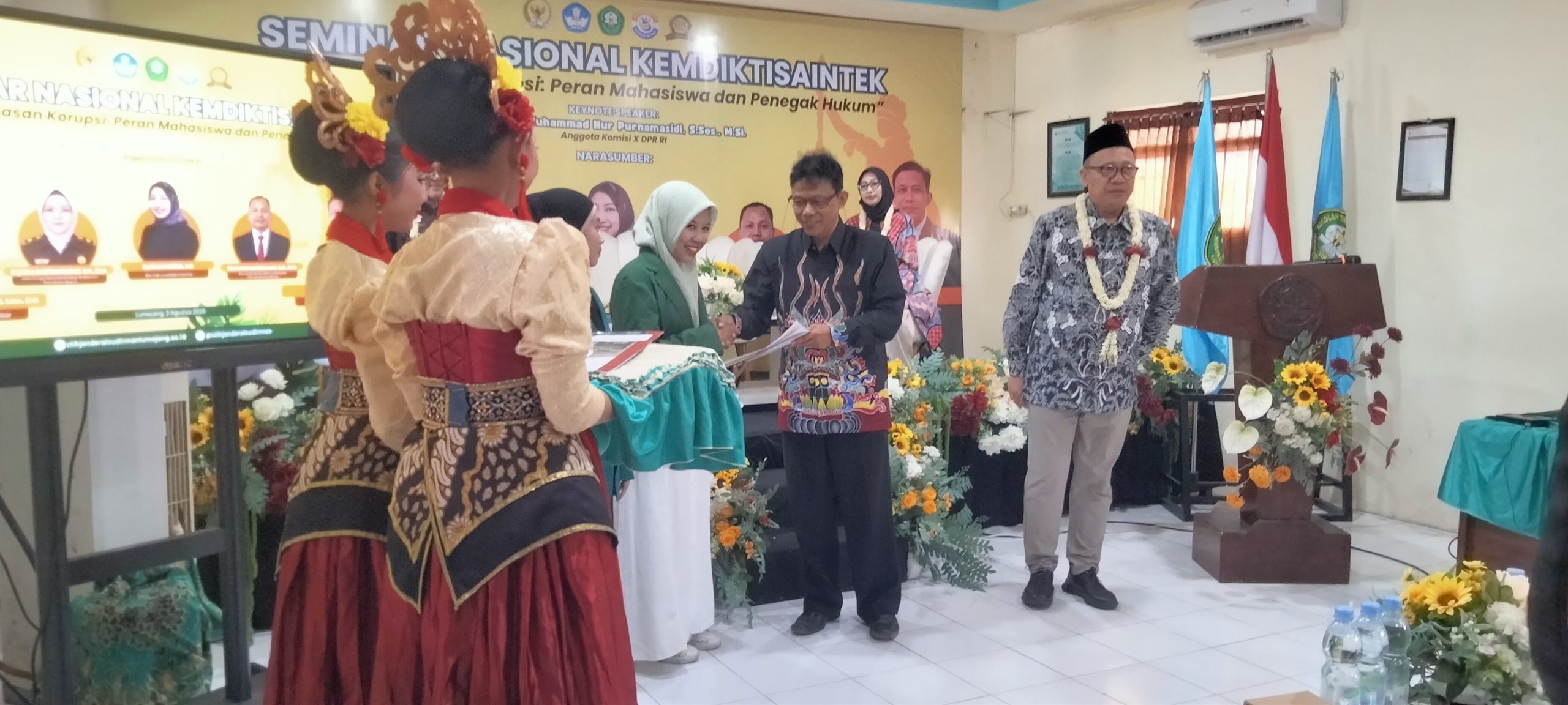 STIH Jenderal Sudirman Lumajang Gelar Seminar Nasional, Tegaskan Pentingnya Membangun Generasi Penegak Hukum Berintegritas