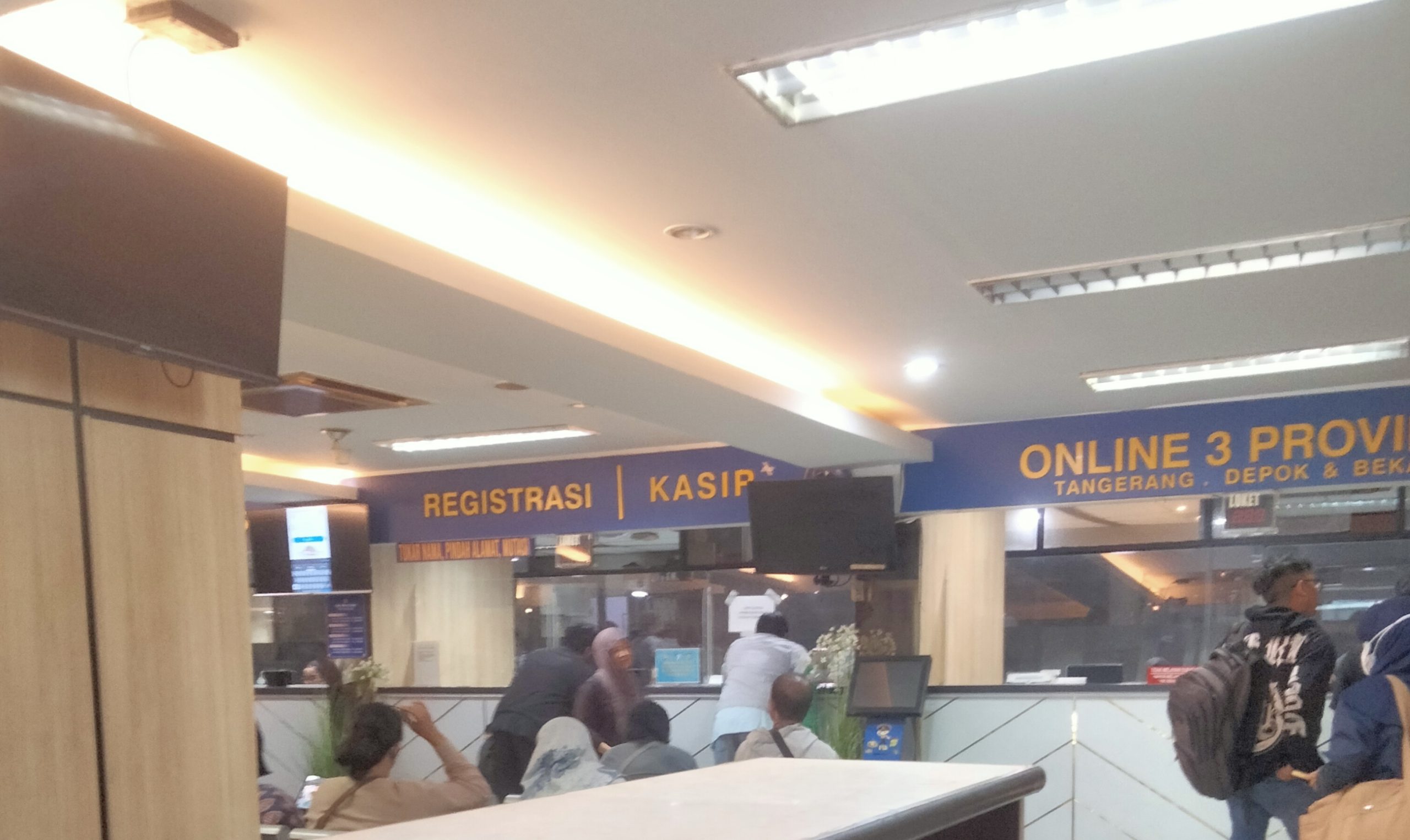 Tv Display Ruang Loket Samsat Jakarta Selatan Polda Metro Jaya Lantai 1 Tak Berfungsi