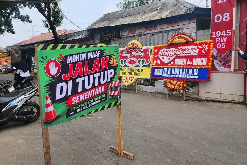 Korbankan Masyarakat Pengguna Jalan, Tutup Jalan Selama 3 Hari Demi Gelar Resepsi Anaknya Anggota Dewan DPRD Kota Depok