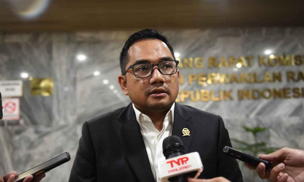 RUU ASN akan Atur Sanksi Tegas bagi Pejabat yang Masih Gunakan Pekerja Honorer Pemerintahan
