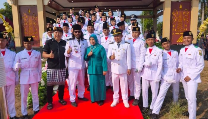 Semarak HUT ke-81 RI, SMPN 2 Tamanan Persembahkan Mahakarya Babad Tanah Bondowoso