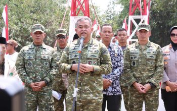 Permudah Mobilitas Pertanian Warga Kampung Cilodong, KSAD TNI AD Resmikan Jembatan Perintis Garuda dan Sarana Sumber Air Bersih Permudah Mobilitas Pertanian Warga Kampung Cilodong, KSAD TNI AD Resmikan Jembatan Perintis Garuda dan Sarana Sumber Air Bersih