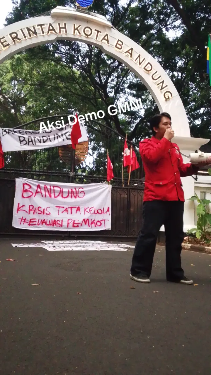 GMNI Bandung Soroti Tata Kelola Pemkot, Sampaikan Tujuh Tuntutan GMNI Bandung Soroti Tata Kelola Pemkot, Sampaikan Tujuh Tuntutan