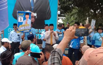 Bao Umbara Resmi Nomor Urut 3, “Dasi Emas” Jadi Identitas di Pilkades Karangsari Bao Umbara Resmi Nomor Urut 3, “Dasi Emas” Jadi Identitas di Pilkades Karangsari