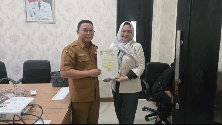 Plt ketua Kesbangpol bersama ketua Forwala Sri Sugiarti Akan Gelar Kembali Agenda Lomba Panduan Suara Lintas Agama Di Kabupaten Bekasi "27-10-2026"