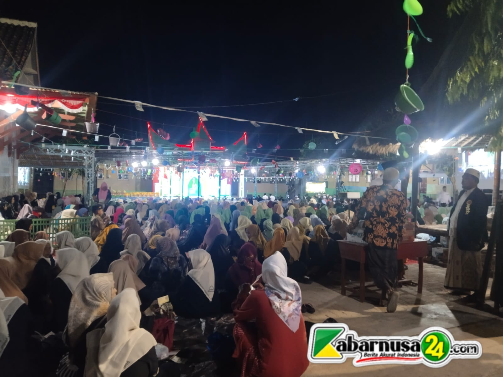 Ribuan Jamaah Padati Ponpes Salafiyah Syafi’iyah Zainur Ridla Nonggunong, Peringati Maulid Nabi Muhammad SAW dengan Khidmat