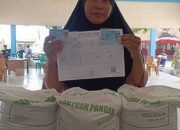 Istri dan Anak Mantan Kuwu Disebut Masuk Data Bansos, Pemdes Mekarsari Soroti Ketepatan Sasaran Istri dan Anak Mantan Kuwu Disebut Masuk Data Bansos, Pemdes Mekarsari Soroti Ketepatan Sasaran