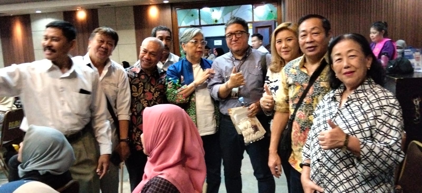 Perindag Dorong UMKM Naik Kelas, Sertifikasi Halal Jadi Senjata Baru Pelaku Usaha Bandung Perindag Dorong UMKM Naik Kelas, Sertifikasi Halal Jadi Senjata Baru Pelaku Usaha Bandung