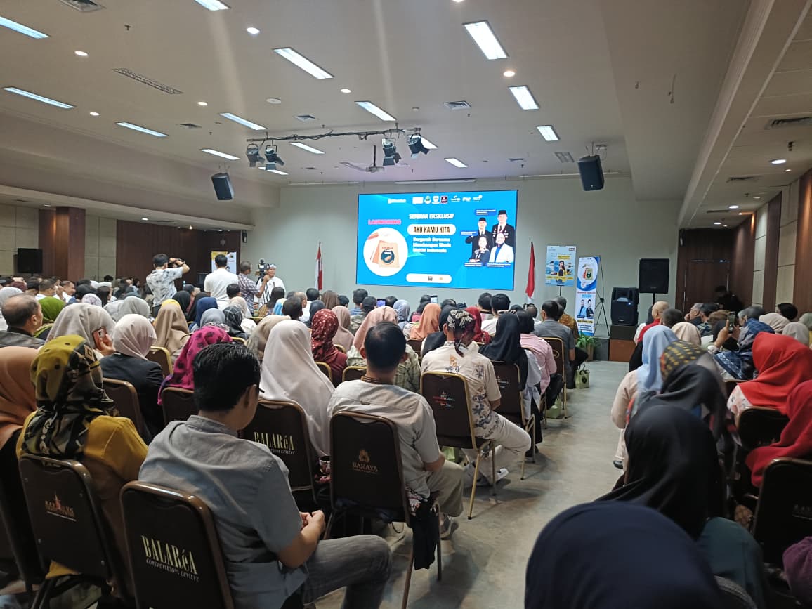 Perindag Dorong UMKM Naik Kelas, Sertifikasi Halal Jadi Senjata Baru Pelaku Usaha Bandung Perindag Dorong UMKM Naik Kelas, Sertifikasi Halal Jadi Senjata Baru Pelaku Usaha Bandung