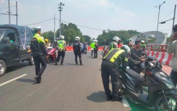 Operasi Gabungan di Jalan, Pengendara Melanggar hingga Nunggak Pajak Ditilang: Satlantas Polres Bogor bersama TNI Bantu Bappenda Tegakkan Aturan