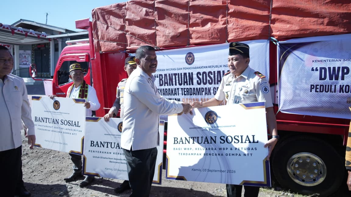Tinjau Langsung Rutan Ruteng Pascagempa NTT, Kemenimipas Salurkan Bantuan Sosial bagi Warga dan Warga Binaan Tinjau Langsung Rutan Ruteng Pascagempa NTT, Kemenimipas Salurkan Bantuan Sosial bagi Warga dan Warga Binaan
