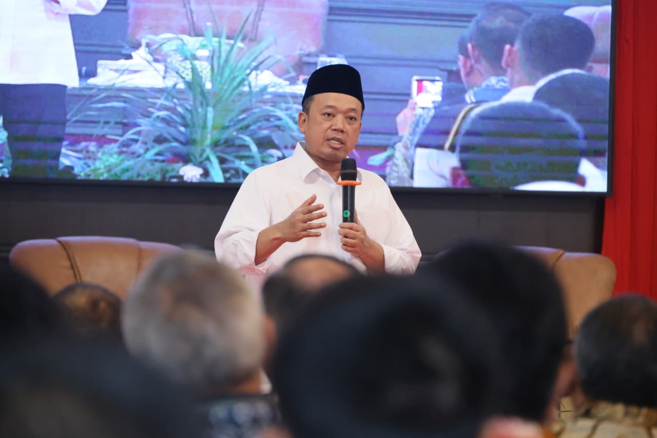 Kuliah Umum di Politeknik Agraria STPN, Rocky Gerung : Konflik Agraria Itu Konflik Makna Tanah, Bukan Sekadar Perebutan Lahan Kuliah Umum di Politeknik Agraria STPN, Rocky Gerung : Konflik Agraria Itu Konflik Makna Tanah, Bukan Sekadar Perebutan Lahan
