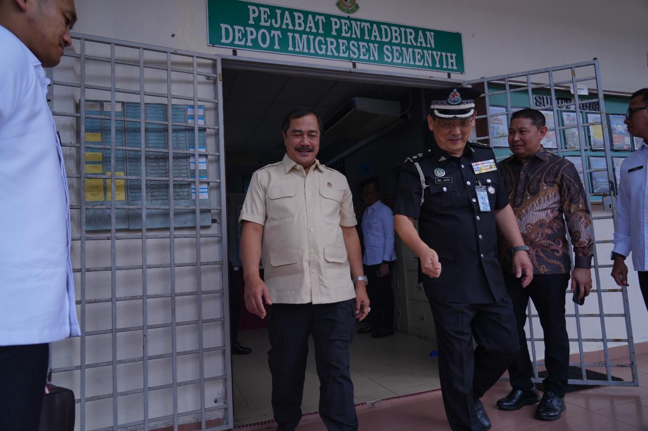 Kunjungi PMI di Depot Tahanan Semenyih, Menteri Agus Andrianto Targetkan 10 Hari PMI Kembali ke Tanah Air