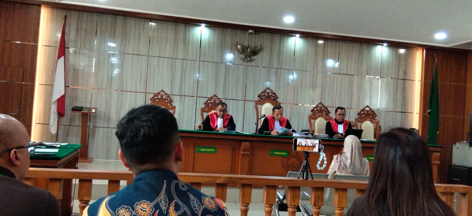 Sidang PT BDS Kembali Disorot, Kesaksian Vendor Ayam Buka Cerita Kerugian Rp118 Juta Sidang PT BDS Kembali Disorot, Kesaksian Vendor Ayam Buka Cerita Kerugian Rp118 Juta