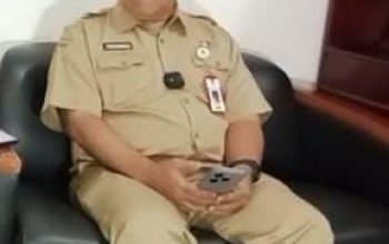 Antrian BBM Mengular di Lumajang, Warga Jember Ikut Berburu hingga Picu Lonjakan Permintaan Antrian BBM Mengular di Lumajang, Warga Jember Ikut Berburu hingga Picu Lonjakan Permintaan