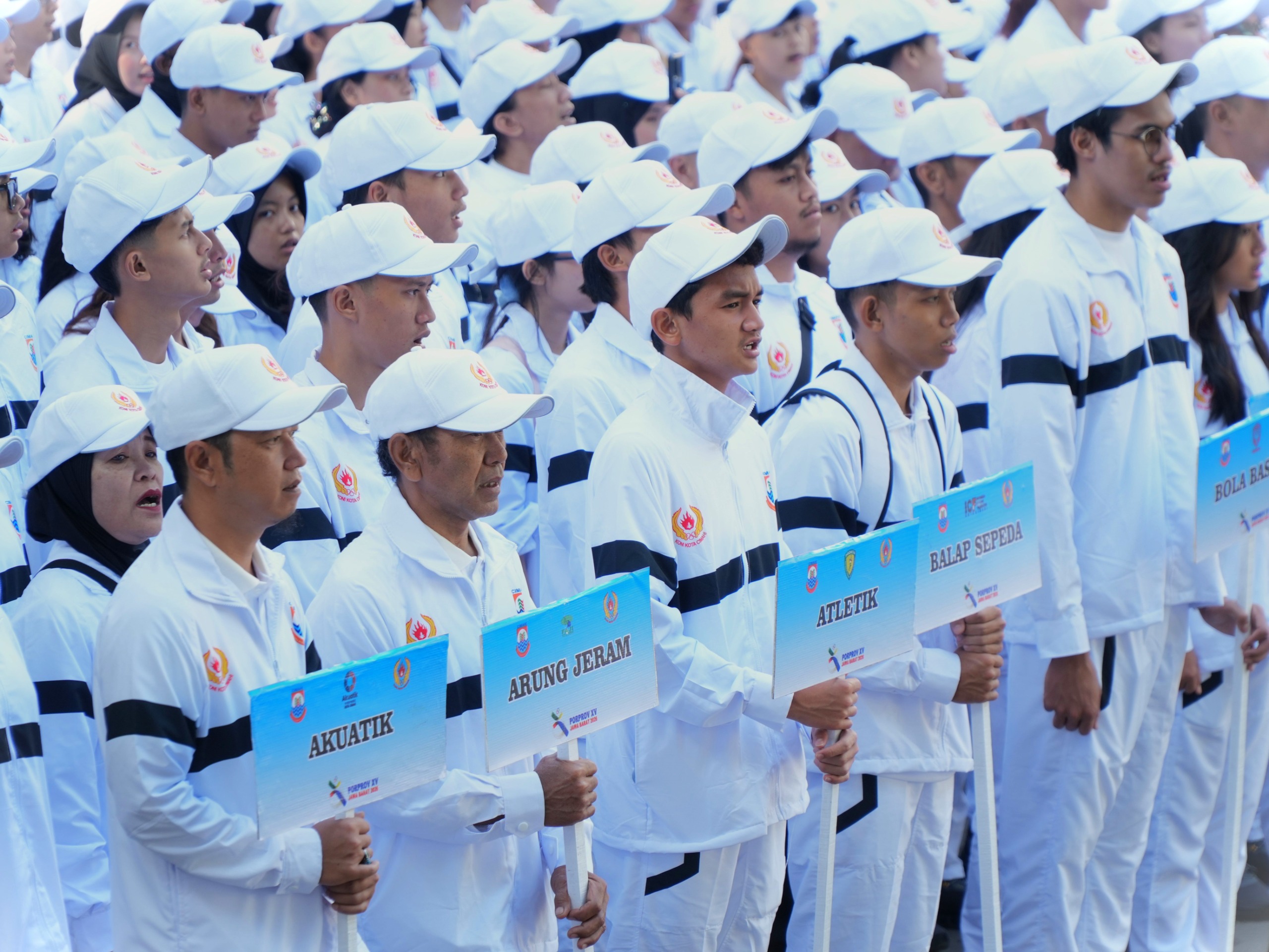 PELEPASAN KONTINGEN KOTA CIMAHI MENUJU PORPROV JABAR KE XV DIRANGKAIKAN DENGAN HAORNAS KE 43 TAHUN 2026 PELEPASAN KONTINGEN KOTA CIMAHI MENUJU PORPROV JABAR KE XV DIRANGKAIKAN DENGAN HAORNAS KE 43 TAHUN 2026