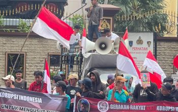 Aksi Damai di Depan Kortastipidkor Polri, Lima Tuntutan GRAKI : Periksa Transaksi, Pemilik Manfaat dan Perubahan Saham PT Genba Aksi Damai di Depan Kortastipidkor Polri, Lima Tuntutan GRAKI : Periksa Transaksi, Pemilik Manfaat dan Perubahan Saham PT Genba