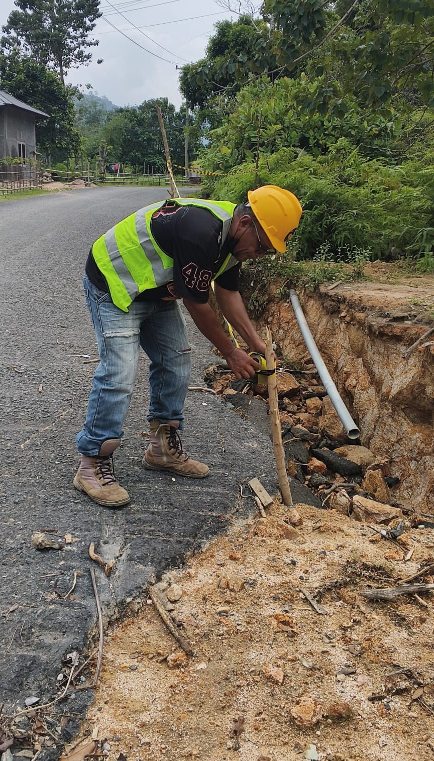 Jalan Menuju PLTA Sipansihaporas Longsor, Ribu Simatupang: Jangan Tunggu Korban Baru Bergerak