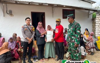 Pemdes Rosong Salurkan Bantuan Pangan kepada Masyarakat, Kades Puri Rahayu: Semoga Bermanfaat bagi Warga