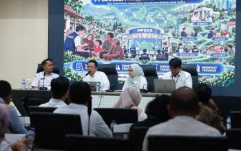 Kemensos Benahi Layanan UGB, Salahuddin: Teknologi Harus Memudahkan, Bukan Menambah Kerumitan Kemensos Benahi Layanan UGB, Salahuddin: Teknologi Harus Memudahkan, Bukan Menambah Kerumitan