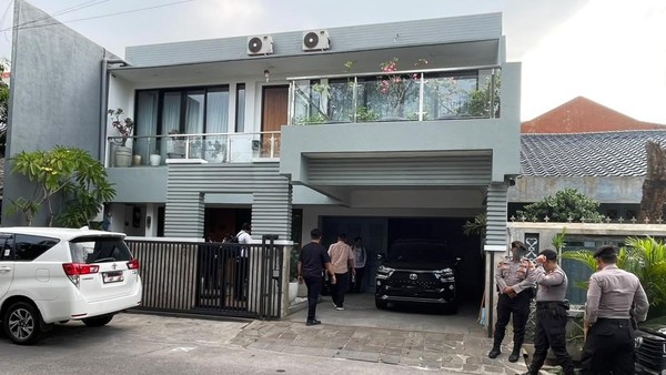KPK Usut Aliran Aset Bupati Bekasi yang Diduga Dititipkan Lewat Yayat