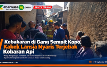 Kebakaran di Gang Sempit Kopo, Kakek Lansia Nyaris Terjebak Kobaran Api