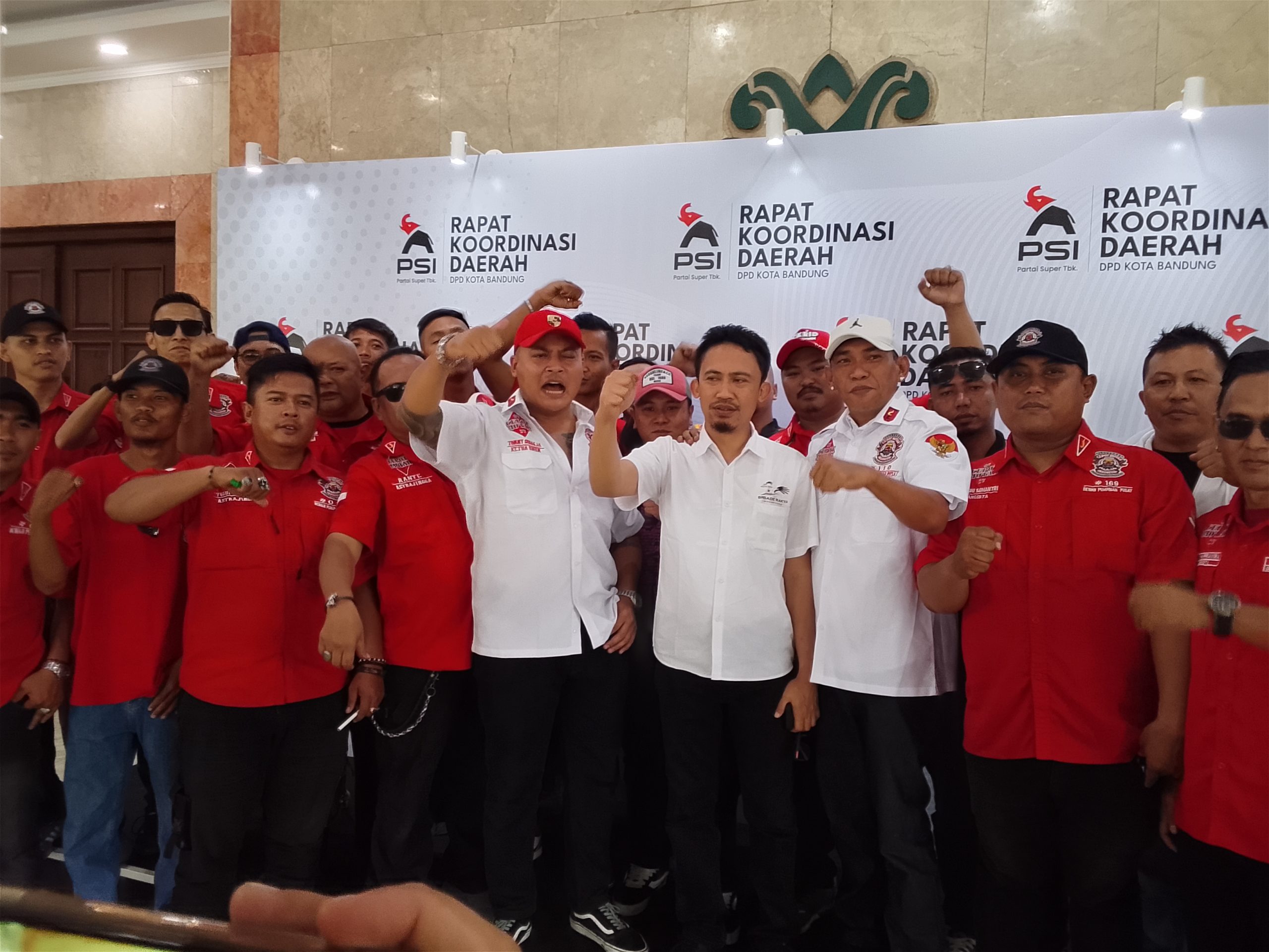 Cepot Motah Hadiri Rakorda PSI di Bandung, Tommy Subagja Tekankan Dukungan untuk Kepentingan Masyarakat
