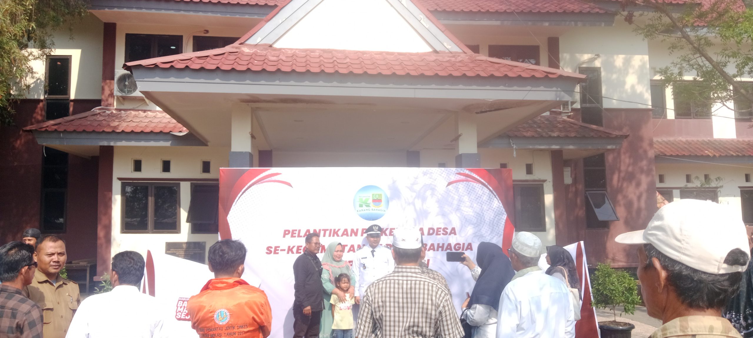 7 Pj. Kades se-Kecamatan Karangbahagia Siap Bertugas Usai Dilantik Camat