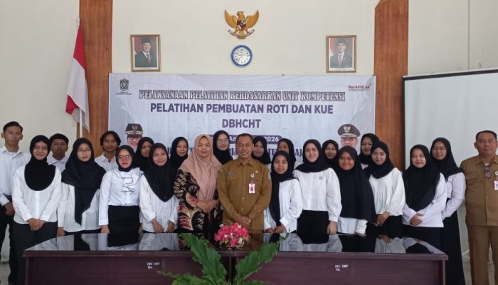 Disnaker Lumajang Bekali 20 Peserta Keterampilan Bikin Roti dan Kue, Dorong Kemandirian Ekonomi