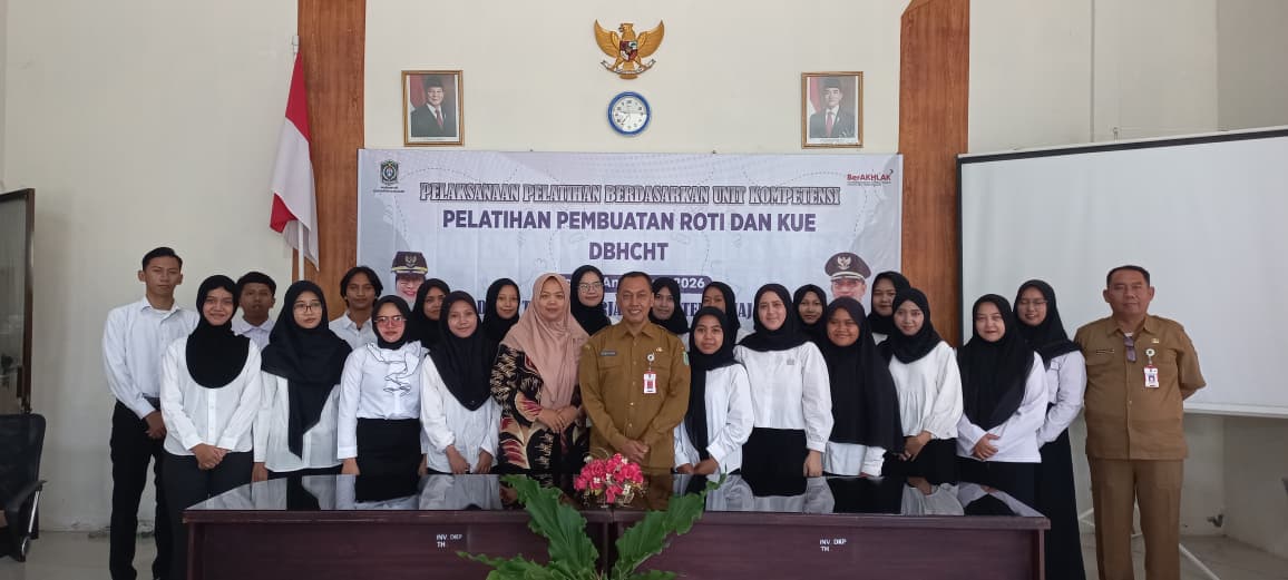 Disnaker Lumajang Bekali 20 Peserta Keterampilan Bikin Roti dan Kue, Dorong Kemandirian Ekonomi