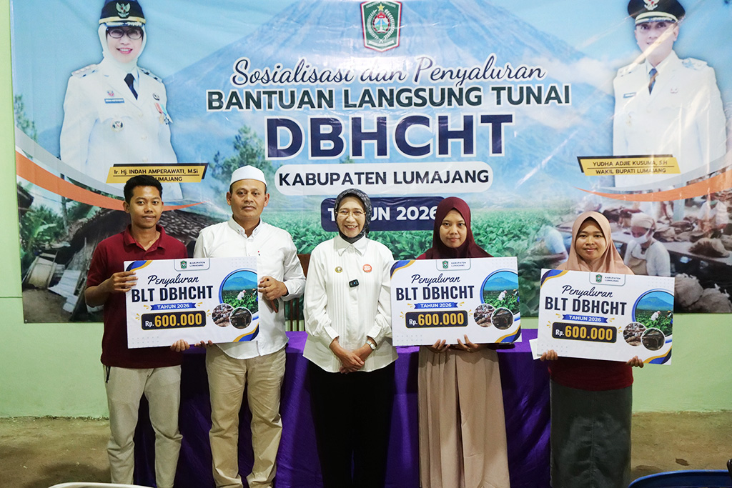100 Buruh Pabrik Rokok di Lumajang Terima BLT DBHCHT Rp600.000