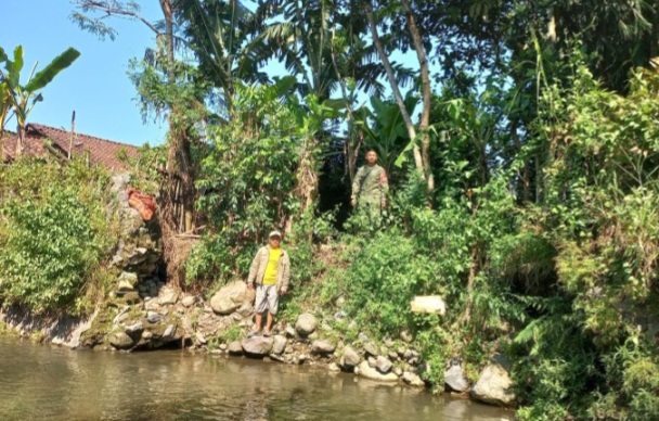 Longsor Pelengsengan Bertahun-tahun Tak Kunjung Diperbaiki, Warga Dusun Kebunkarang Desak Pemkab Bondowoso Segera Bertindak