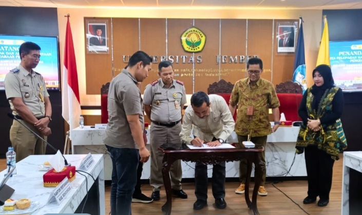Percepat Sertipikasi BMN Tanah Milik UNEJ di Bondowoso, Kantah Bondowoso Gelar Rakor dan Penandatanganan Akta Penguasaan Fisik Bersama KPKNL Jember