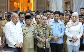 Lima Jurnalis Hilang di Selat Sunda, DPR RI Sampaikan Prihatin dan Dukung Basarnas Lakukan Pencarian Lima Jurnalis Hilang di Selat Sunda, DPR RI Sampaikan Prihatin dan Dukung Basarnas Lakukan Pencarian